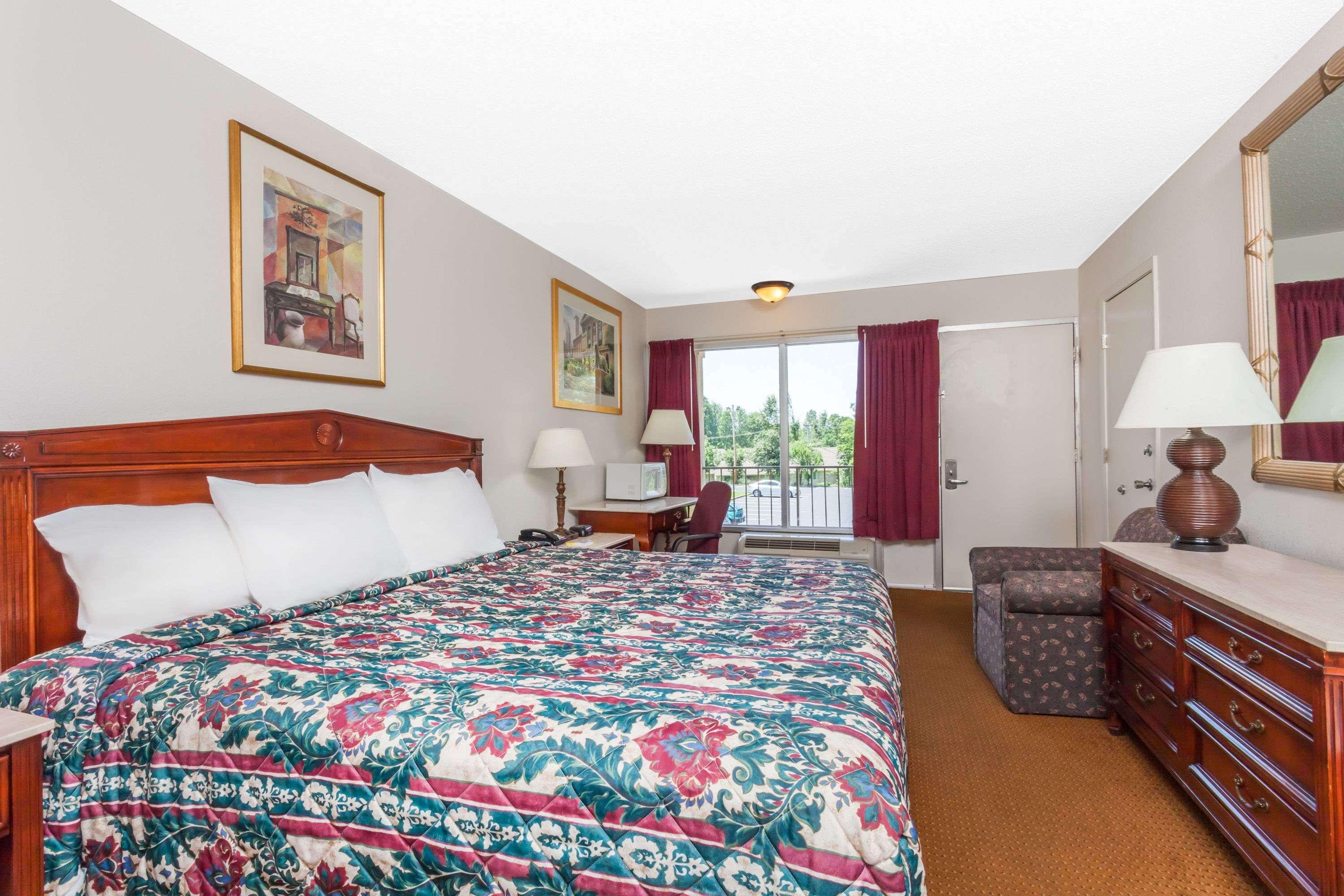 Rodeway Inn Owensboro Esterno foto