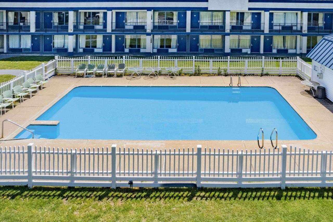 Rodeway Inn Owensboro Esterno foto