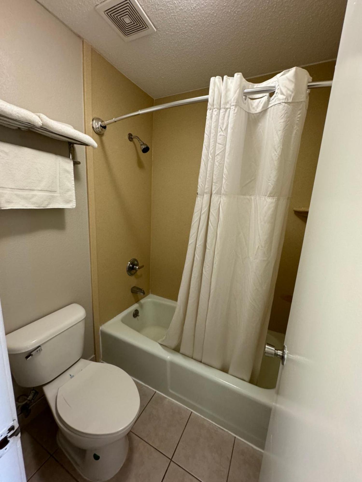 Rodeway Inn Owensboro Esterno foto